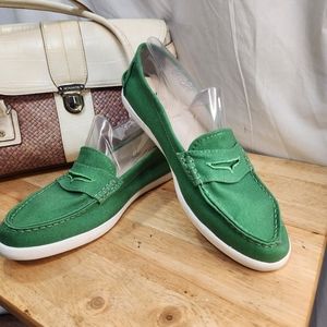 COLE HAAN LOAFER
